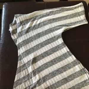 EUC Grey/White Striped LuLaRoe Lindsay